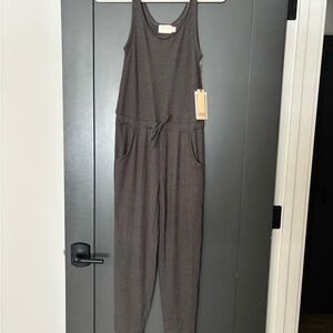 Sleeveless Ribbed Jumpsuit in Gray